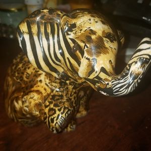 La Vie Ceramic Elephant